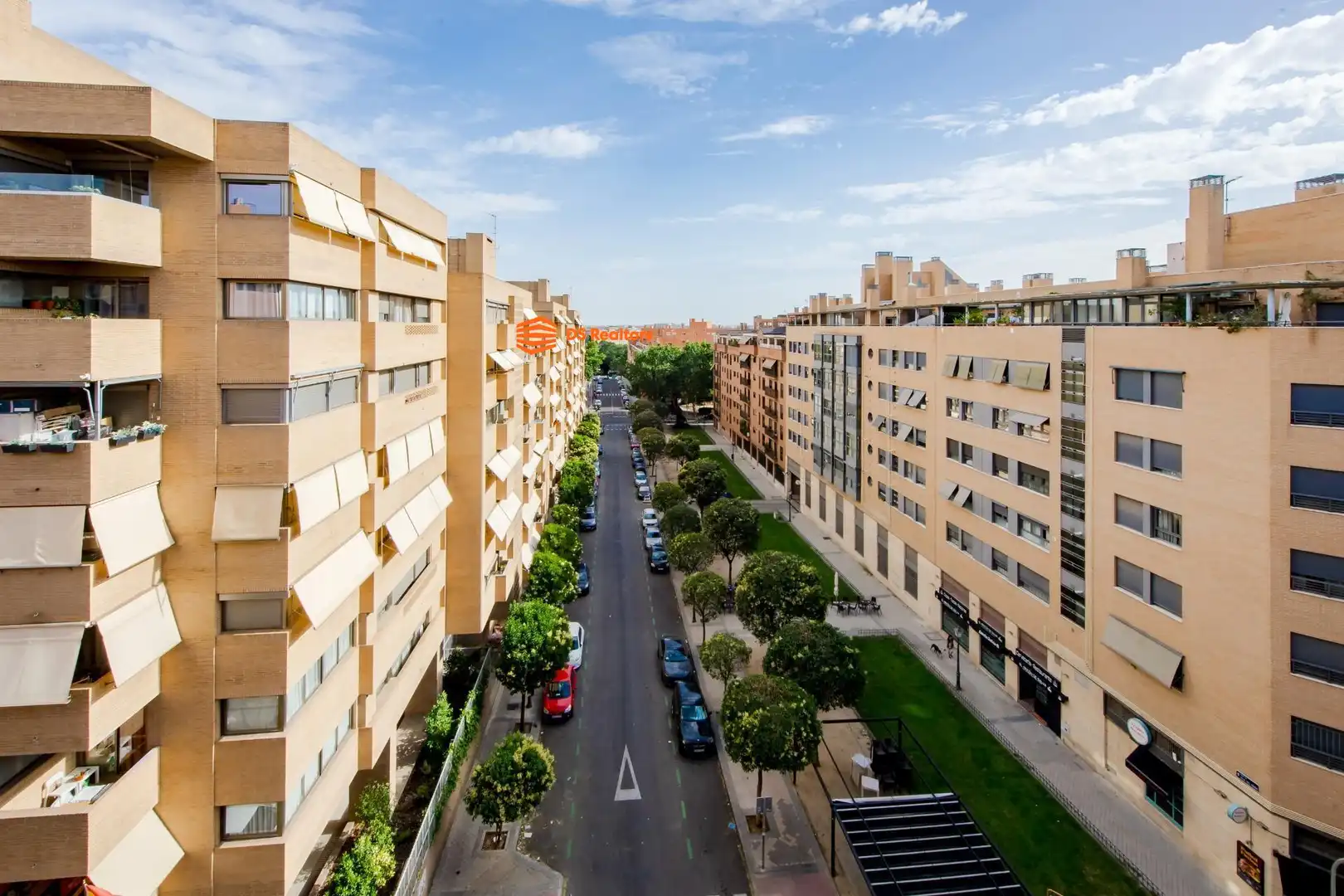 Vista exterior de Ático en venta en Madrid con Calefacción, Amueblado y Piscina comunitaria