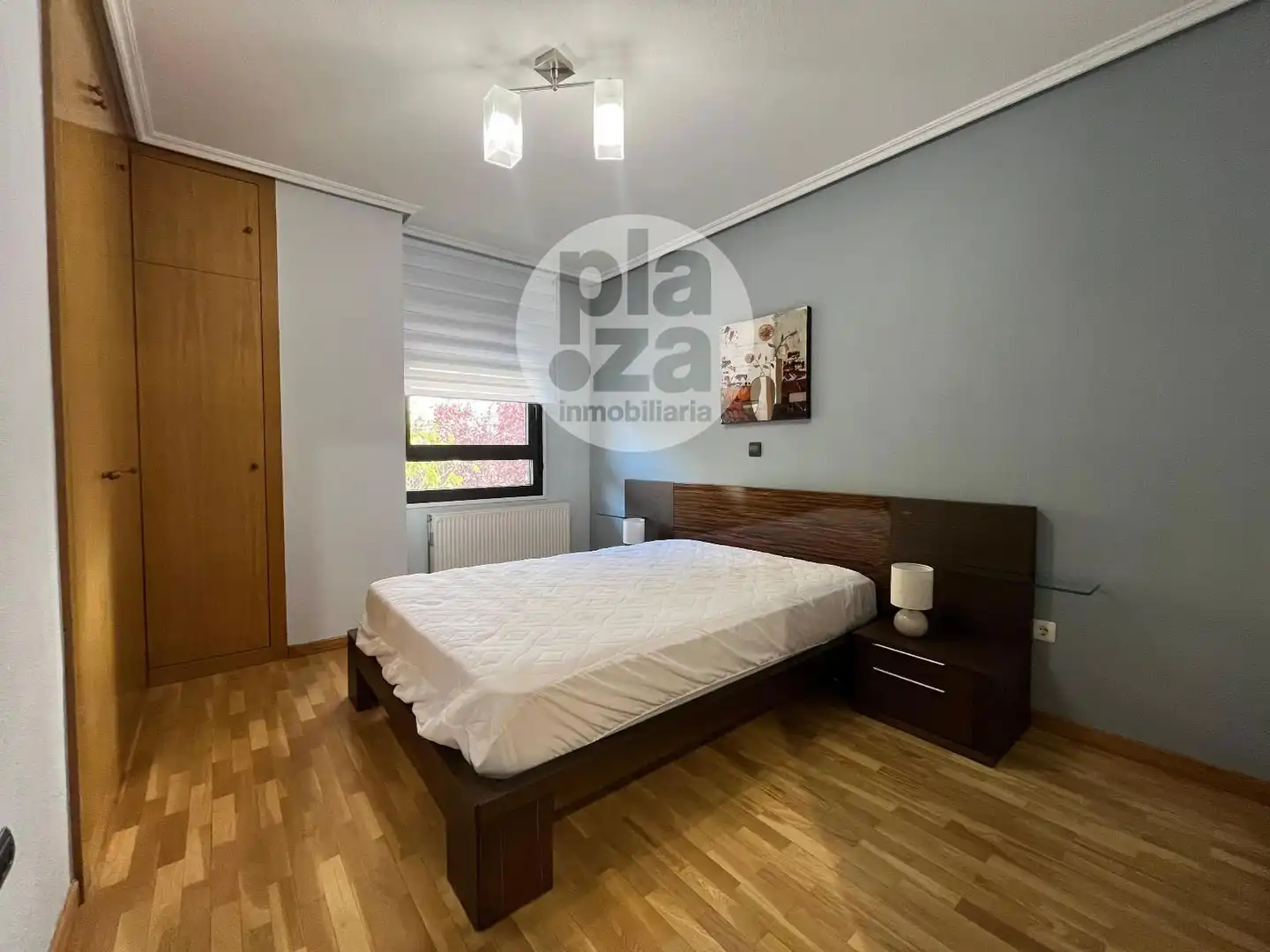 Schlafzimmer von Wohnung zur Miete in Burgos mit Heizung, Terrasse und Möbliert