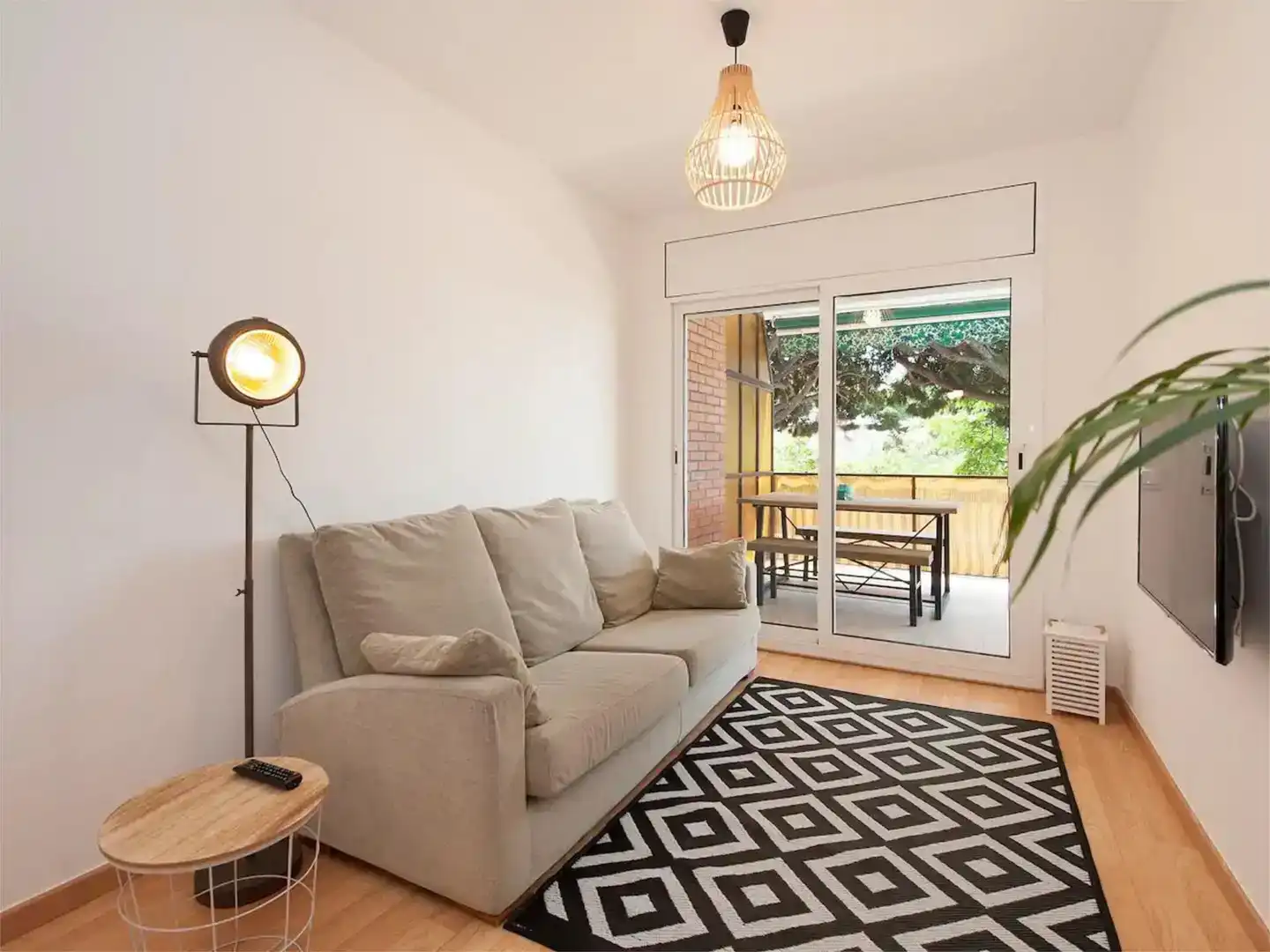 Wohnzimmer von Wohnung zur Miete in Castelldefels mit Klimaanlage, Schwimmbad und Balkon