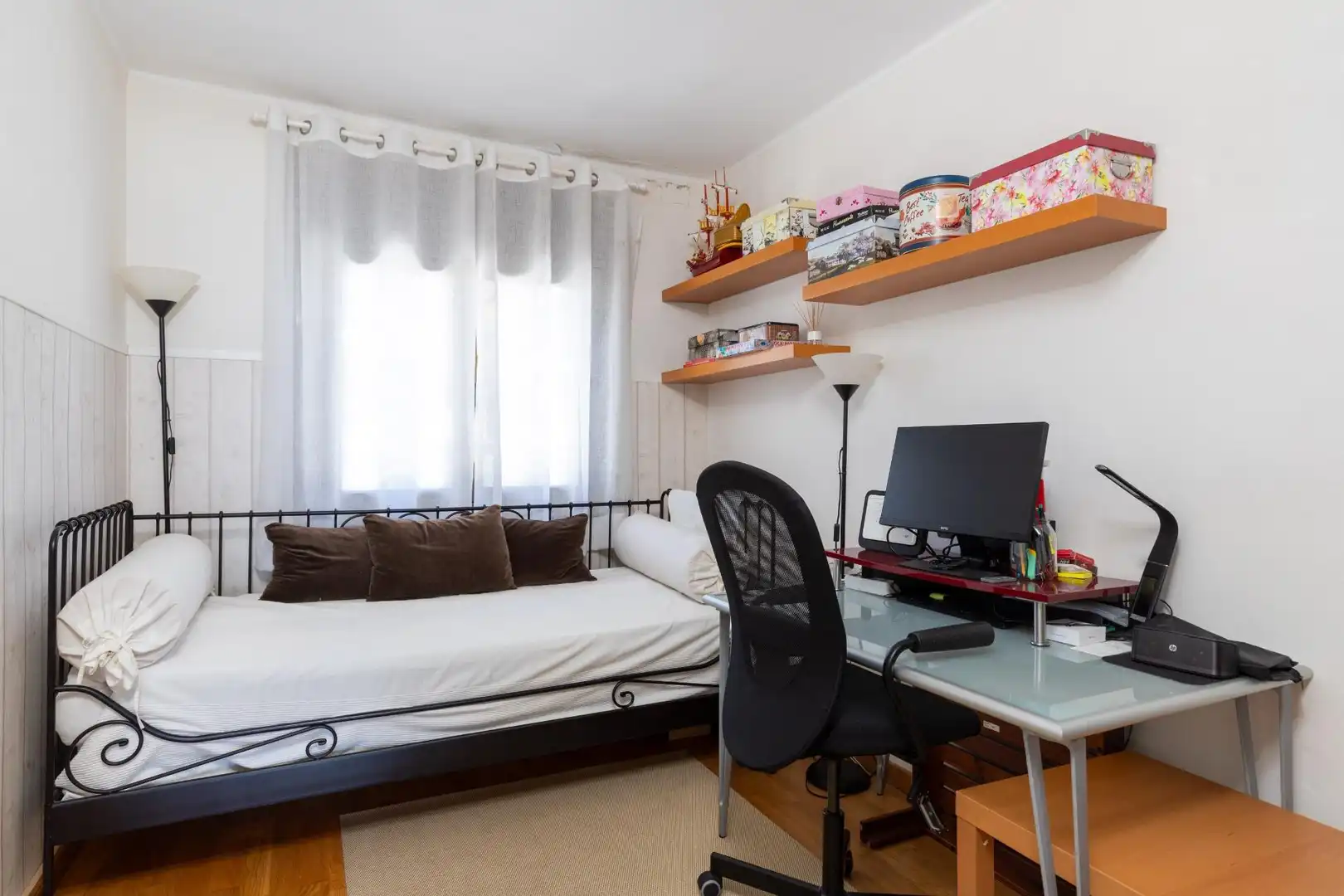 Dormitori de Casa o xalet en venda en El Vendrell amb Parquet, Terrassa i Balcó