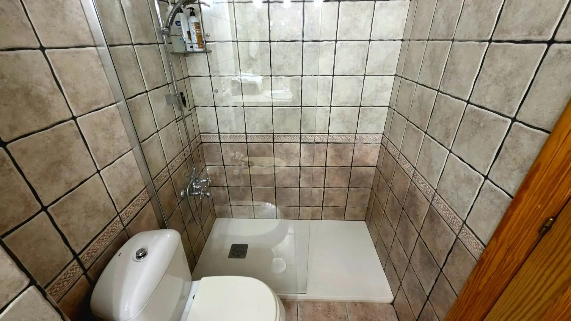 Bany de Casa o xalet en venda en Cartagena amb Aire condicionat, Calefacció i Jardí privat