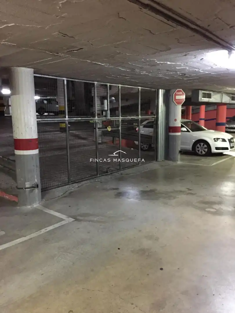 Parking de Garaje de alquiler en Palafrugell con Alarma