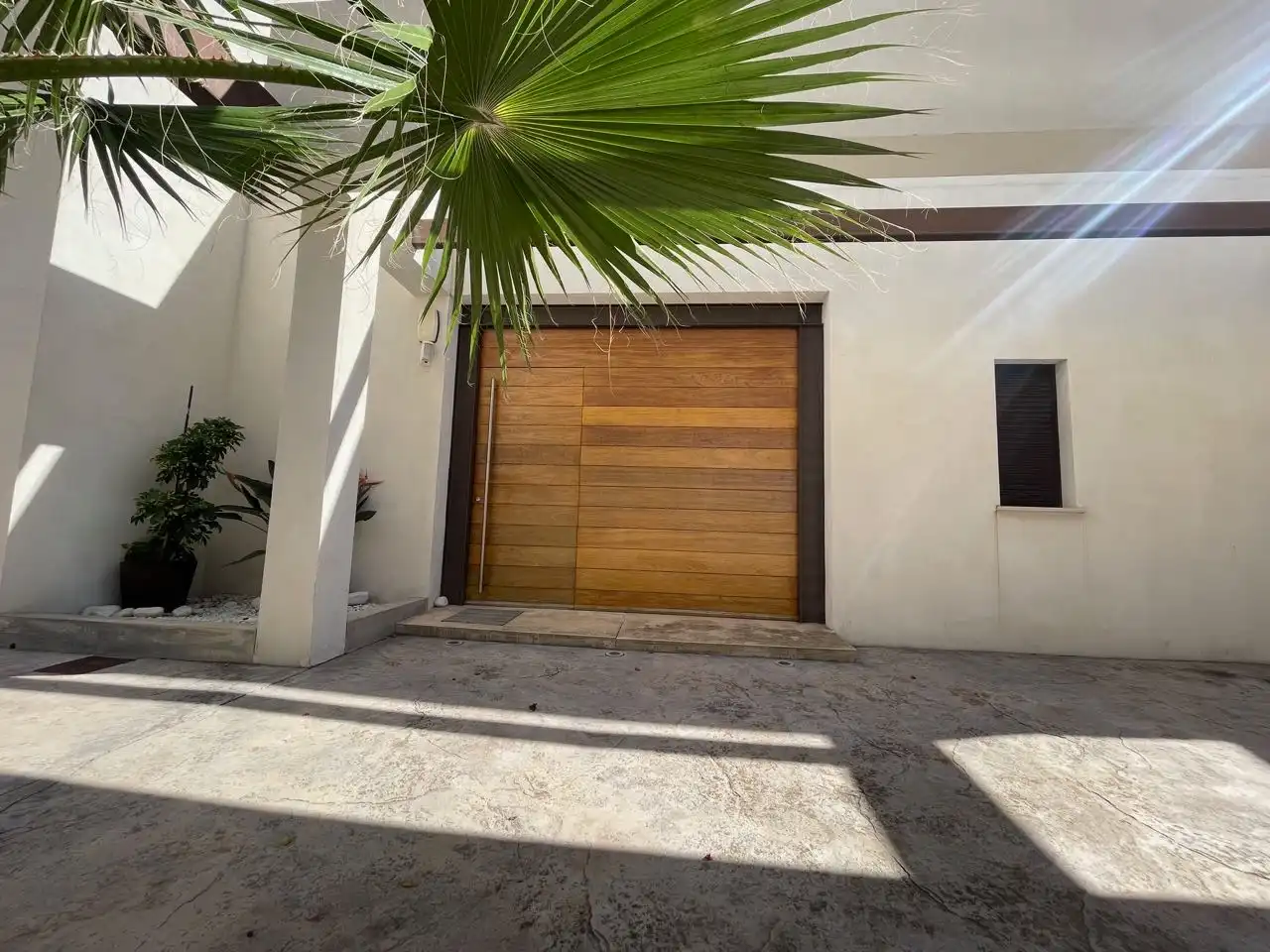 Vista exterior de Casa o chalet en venta en Benidorm con Piscina