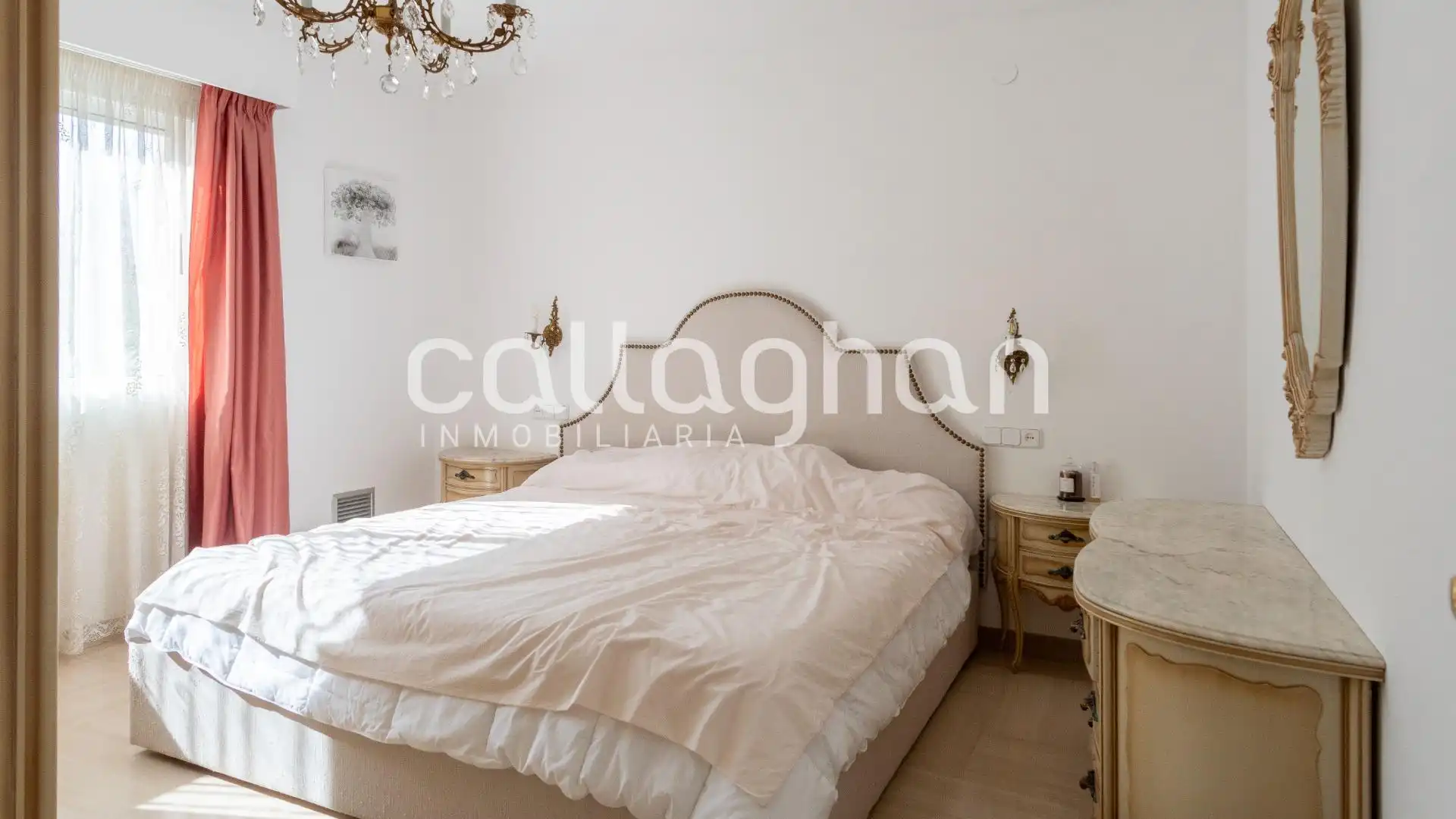 Habitación de Casa o chalet en venta en Gandia con Aire acondicionado, Amueblado y Jacuzzi