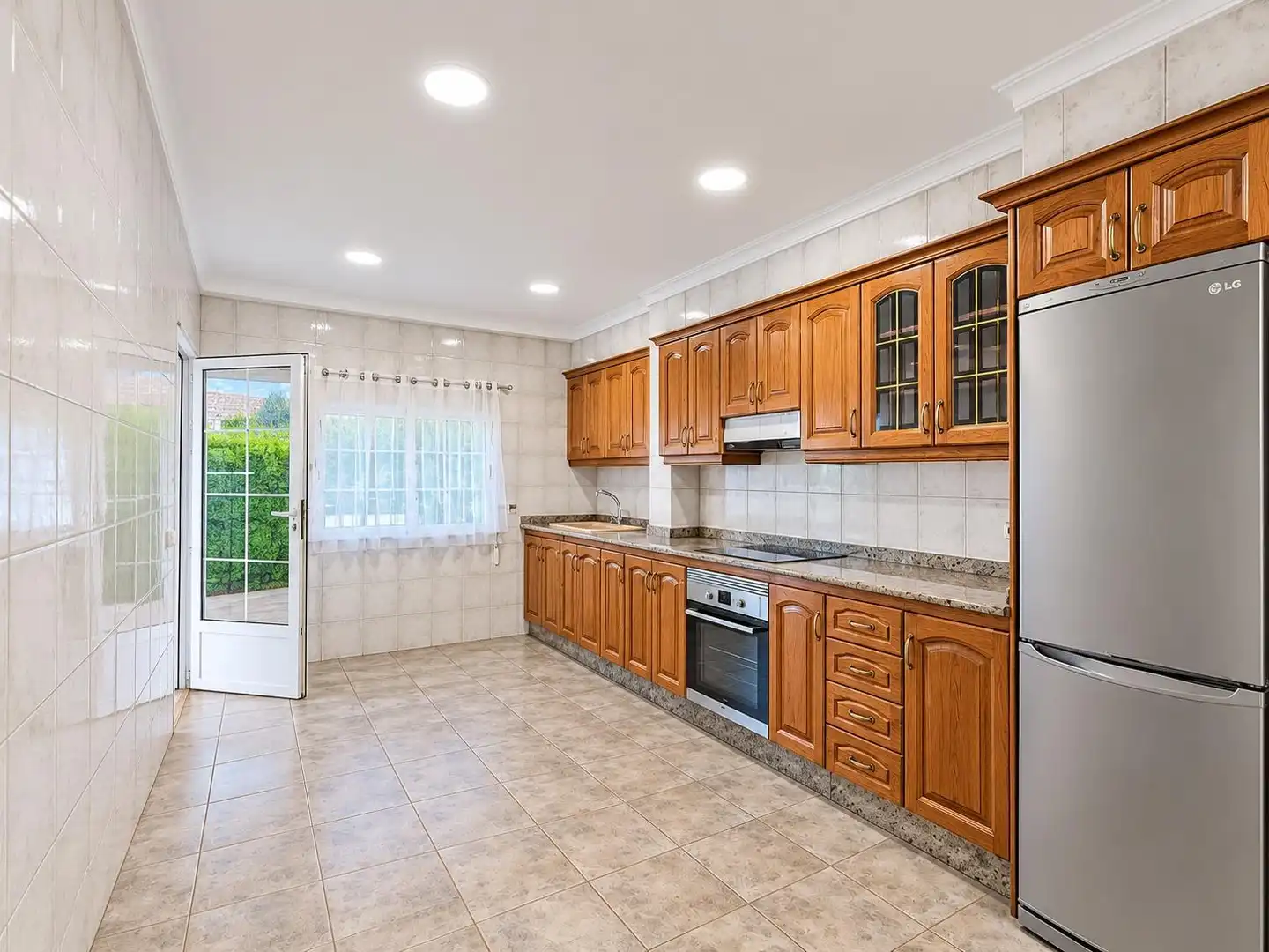Cocina de Casa o chalet en venta en Carlet con Aire acondicionado, Calefacción y Jardín privado