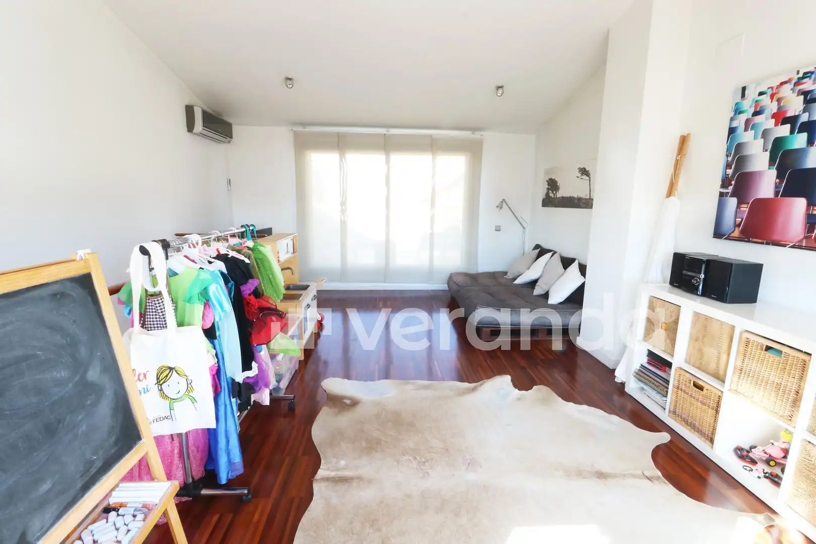 Sala d'estar de Casa adosada en venda en Ripollet amb Aire condicionat, Calefacció i Parquet