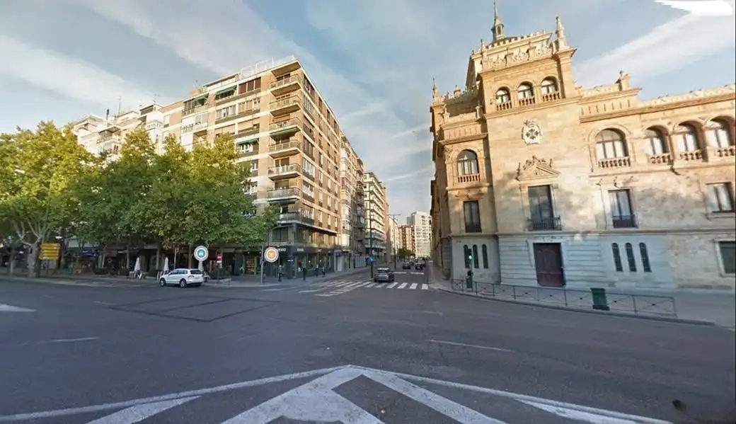 Vista exterior de Pis en venda en Valladolid amb Calefacció i Traster