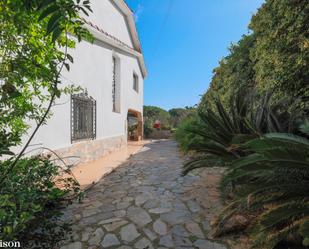 Vista exterior de Casa o xalet en venda en Argentona amb Calefacció, Jardí privat i Terrassa