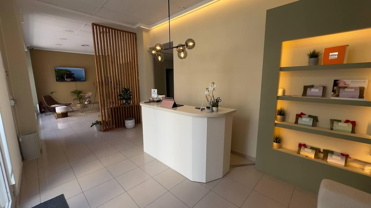 Premises for sale in  Valencia Capital  with Air Conditioner