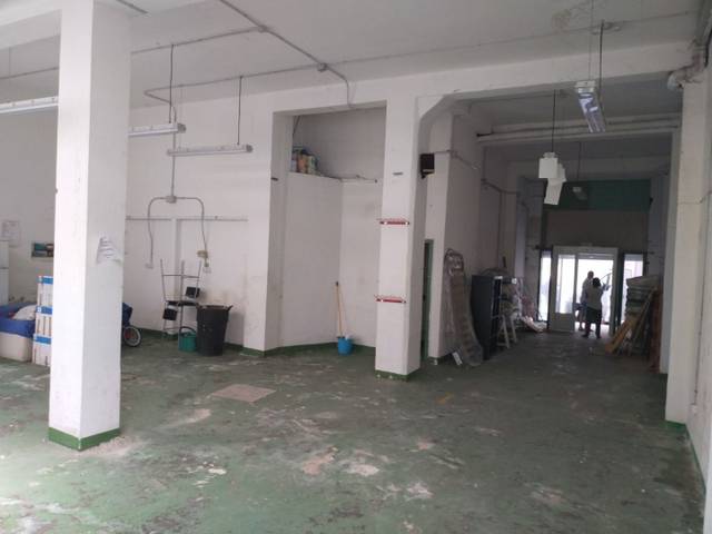 Local comercial en Venta en N/A, -1 en Barrio Torrero