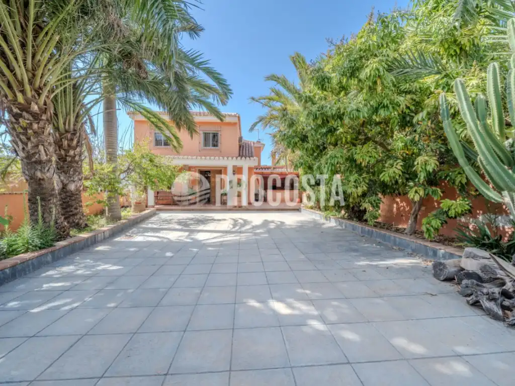 Vista exterior de Casa o chalet en venta en Jete con Aire acondicionado, Terraza y Piscina
