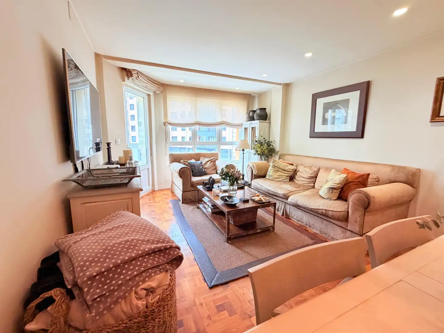 Wohnzimmer von Wohnung zum Verkauf in Avilés mit Heizung, Terrasse und Möbliert