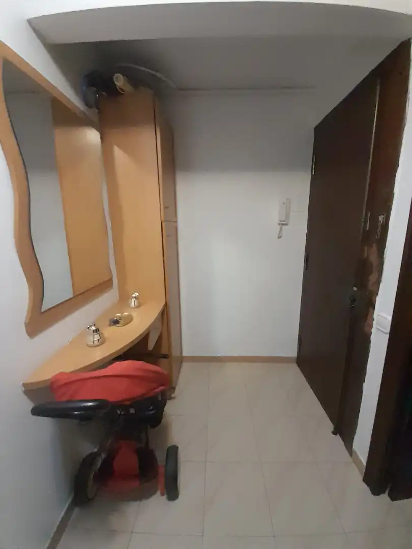 Piso en venta en L'Hospitalet de Llobregat con Balcón
