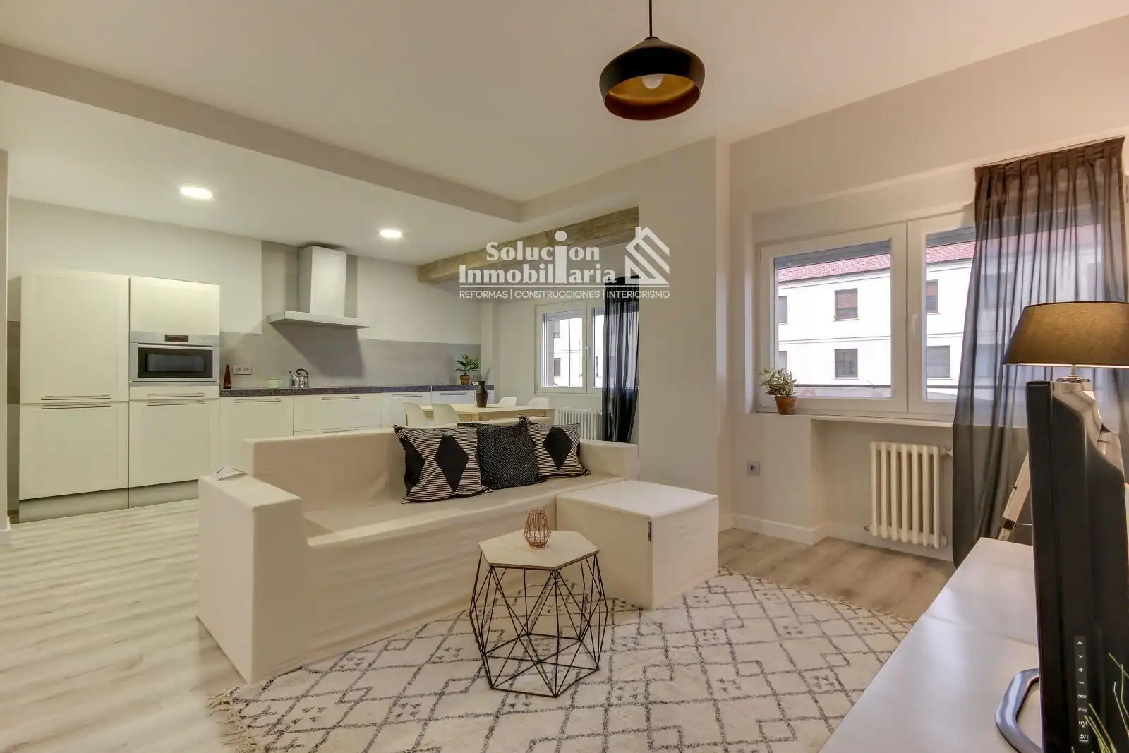 Vista exterior de Apartamento en venta en Salamanca con Calefacción y Trastero