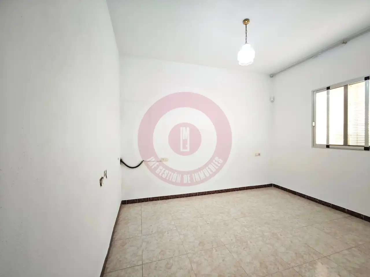 Dormitori de Finca rústica en venda en Comares amb Terrassa