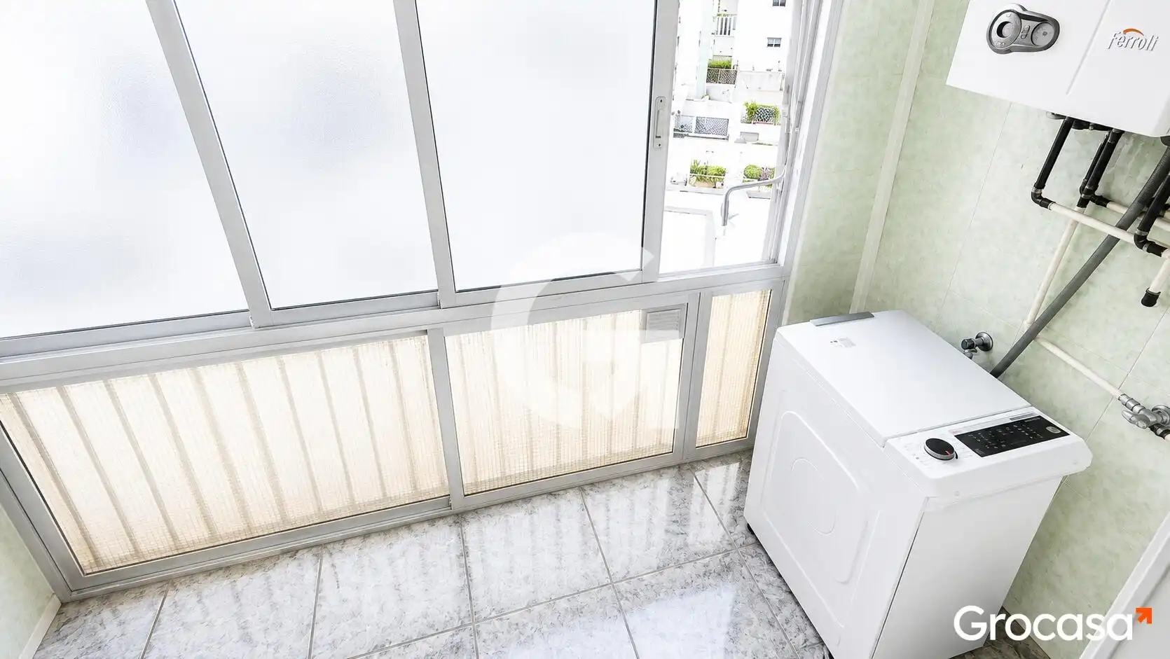 Terraza de Piso en venta en Vilanova i la Geltrú con Calefacción, Horno y Balcón