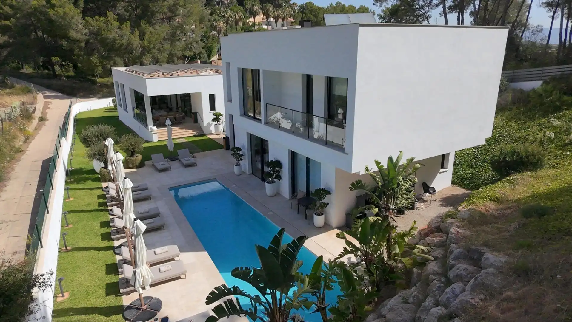 Vista exterior de Casa o xalet en venda en  Palma de Mallorca amb Aire condicionat, Calefacció i Jardí privat