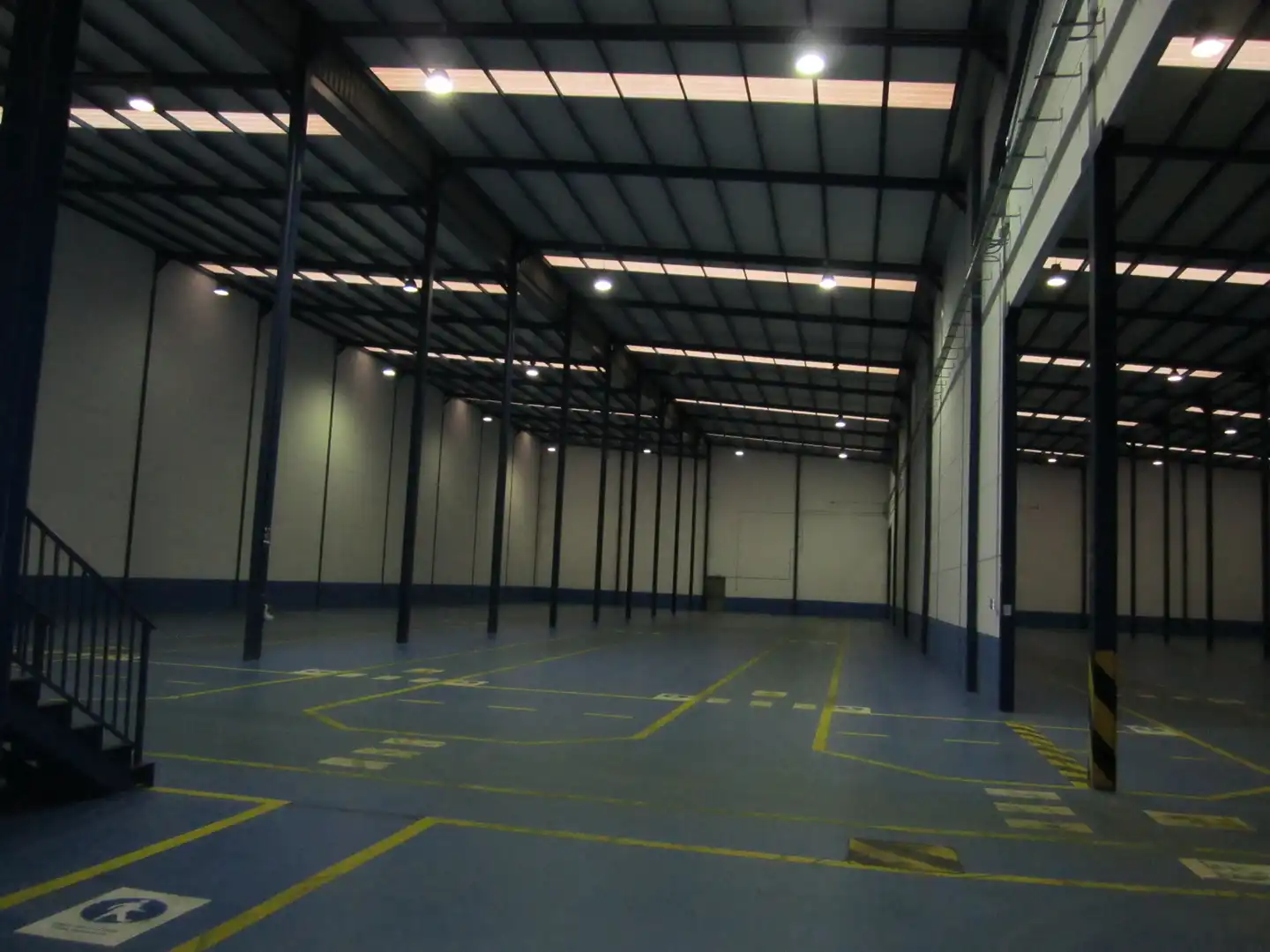 Nave industrial en alquiler en TO-2437