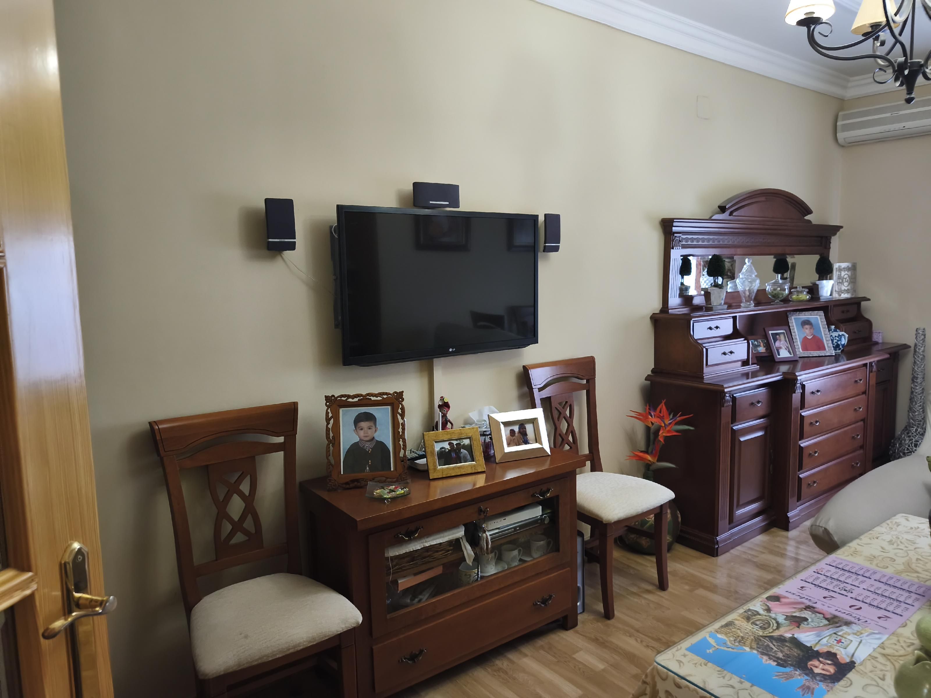 Sala d'estar de Apartament en venda en Andújar amb Aire condicionat, Calefacció i Parquet