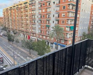 Exterior view of Flat for sale in  Valencia Capital  with Air Conditioner and Balcony