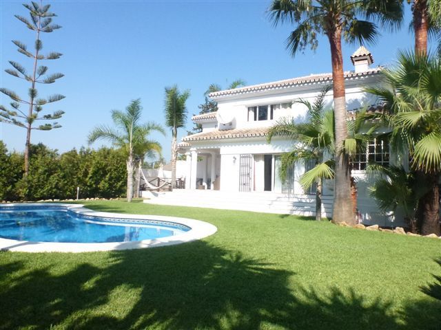 Jardí de Casa o xalet de lloguer en Marbella amb Aire condicionat, Jardí privat i Terrassa
