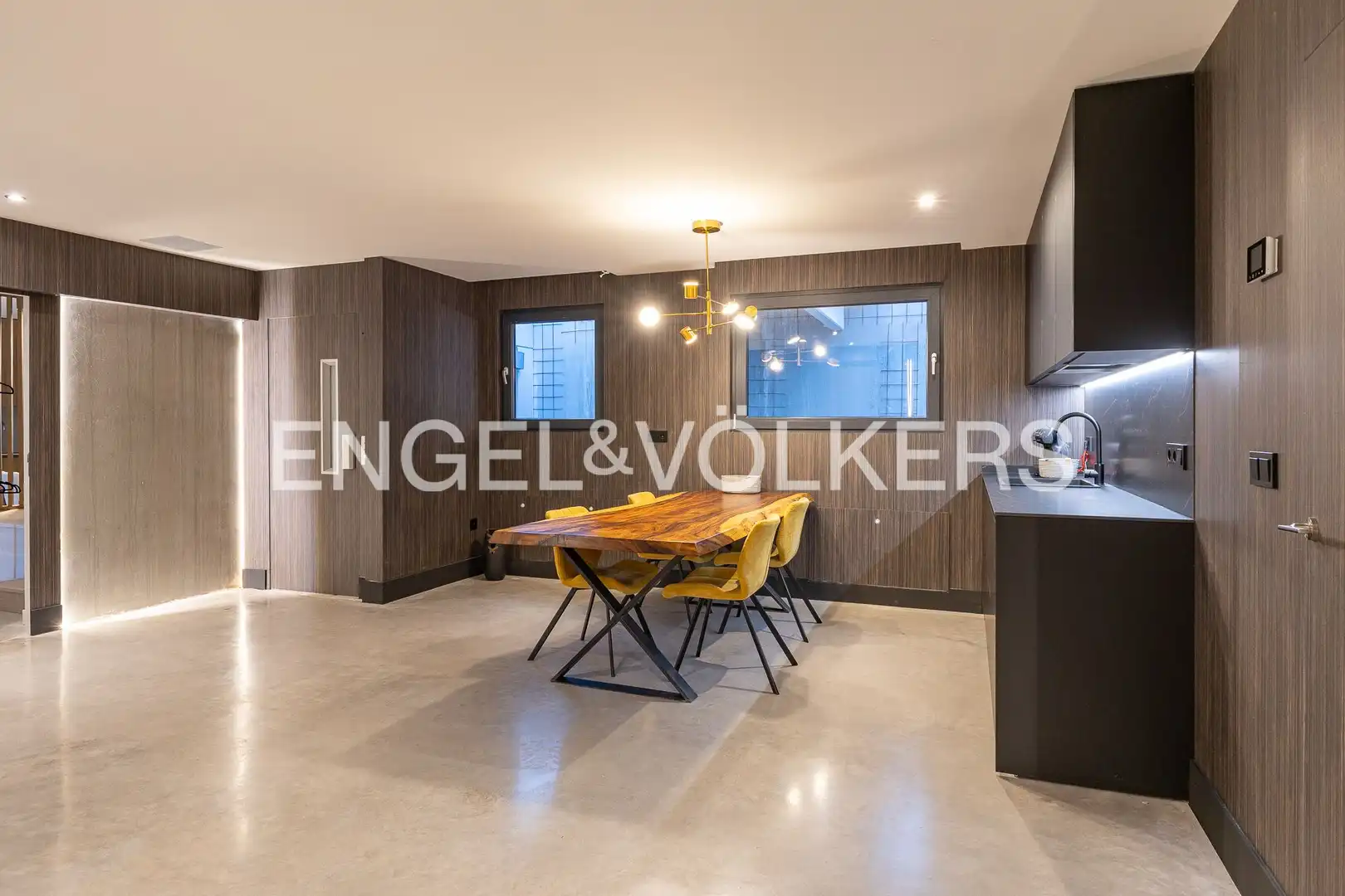 Dining room of Study for rent in Club de Golf