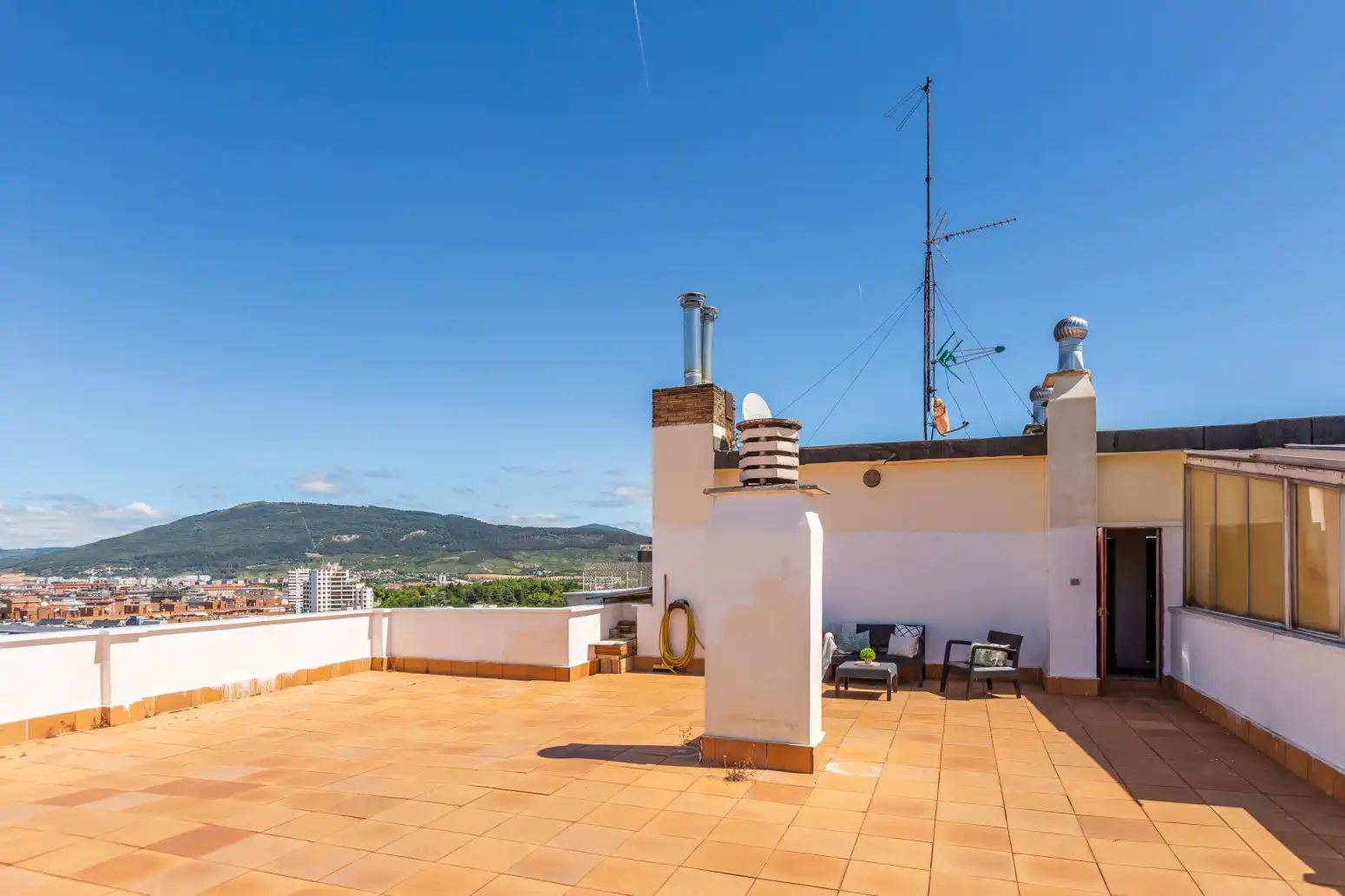 Terraza de Ático en venta en  Pamplona / Iruña con Parquet y Terraza