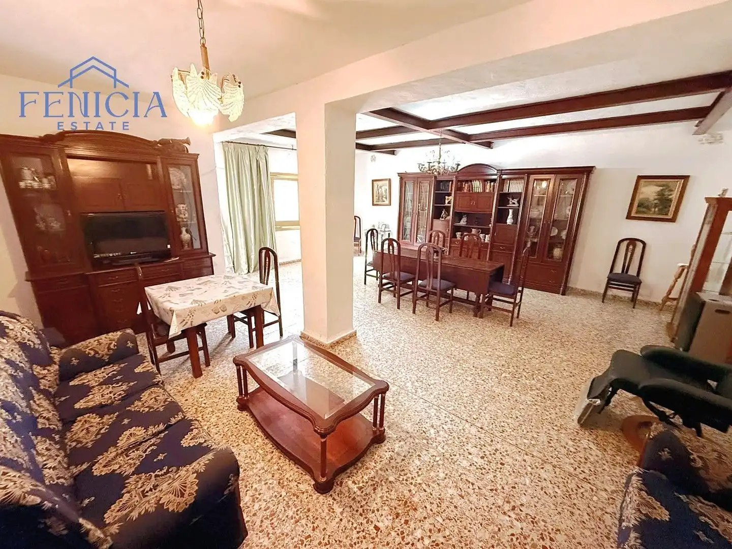 Sala de estar de Edificio en venta en Lentegí