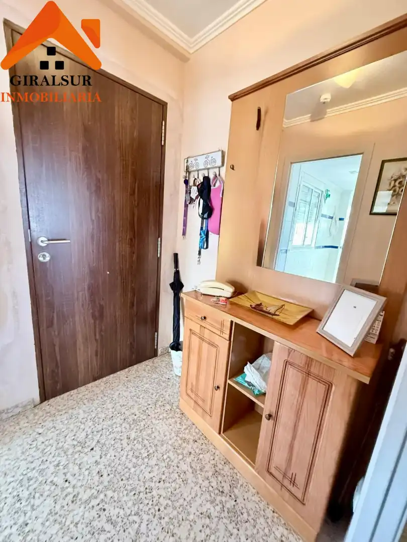 Flat for sale in Sevilla  with Air Conditioner and Terrace