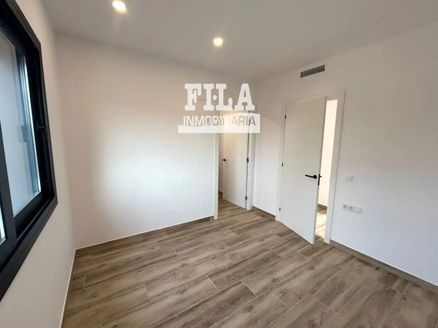 Bedroom of Houses for sale in El Vendrell  with Air Conditioner, Heating and Swimming Pool