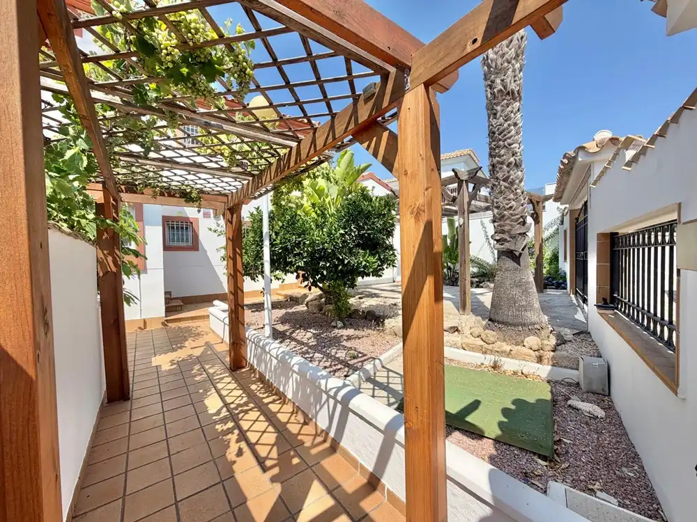 Villa zum Verkauf in Lomas de Campoamor, imagen 3