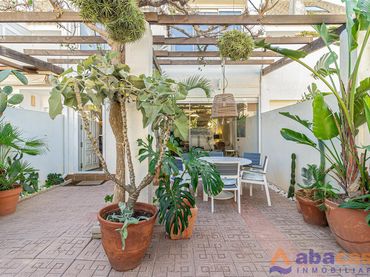 Adosado con jardín en venta en Calle Medusa Praya 18