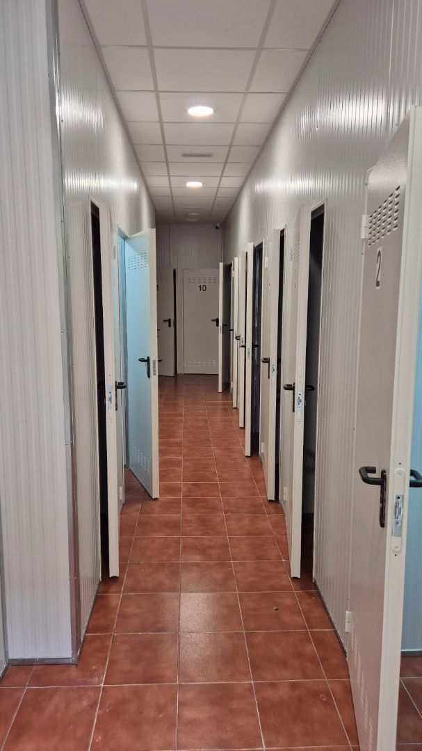 Box room to rent in  Valencia Capital  with Alarm