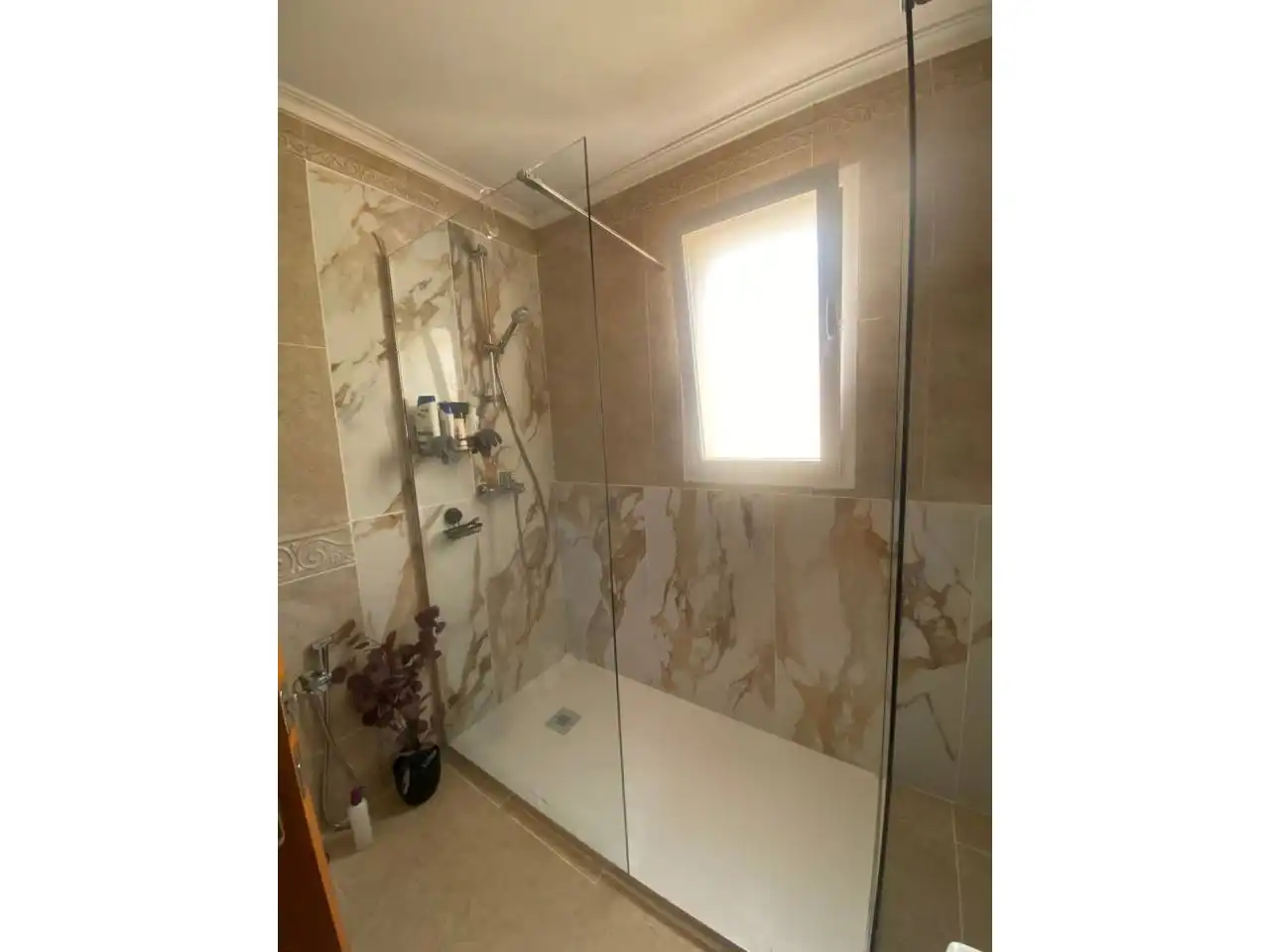 Bathroom of Detached homes for sale in Alicante / Alacant  with Air Conditioner, Terrace and Furnished