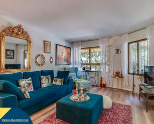 Living room of Apartment for sale in Marbella