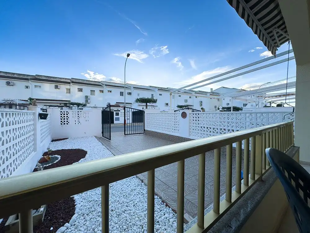 Maison mitoyenne avec piscine à vendre à Calle Teruel 10, imagen 3