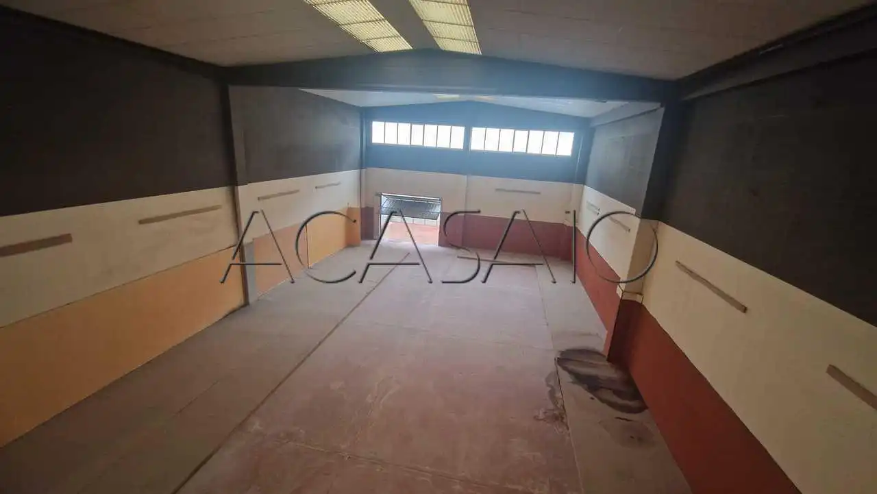 Nave industrial en venta en Ontígola