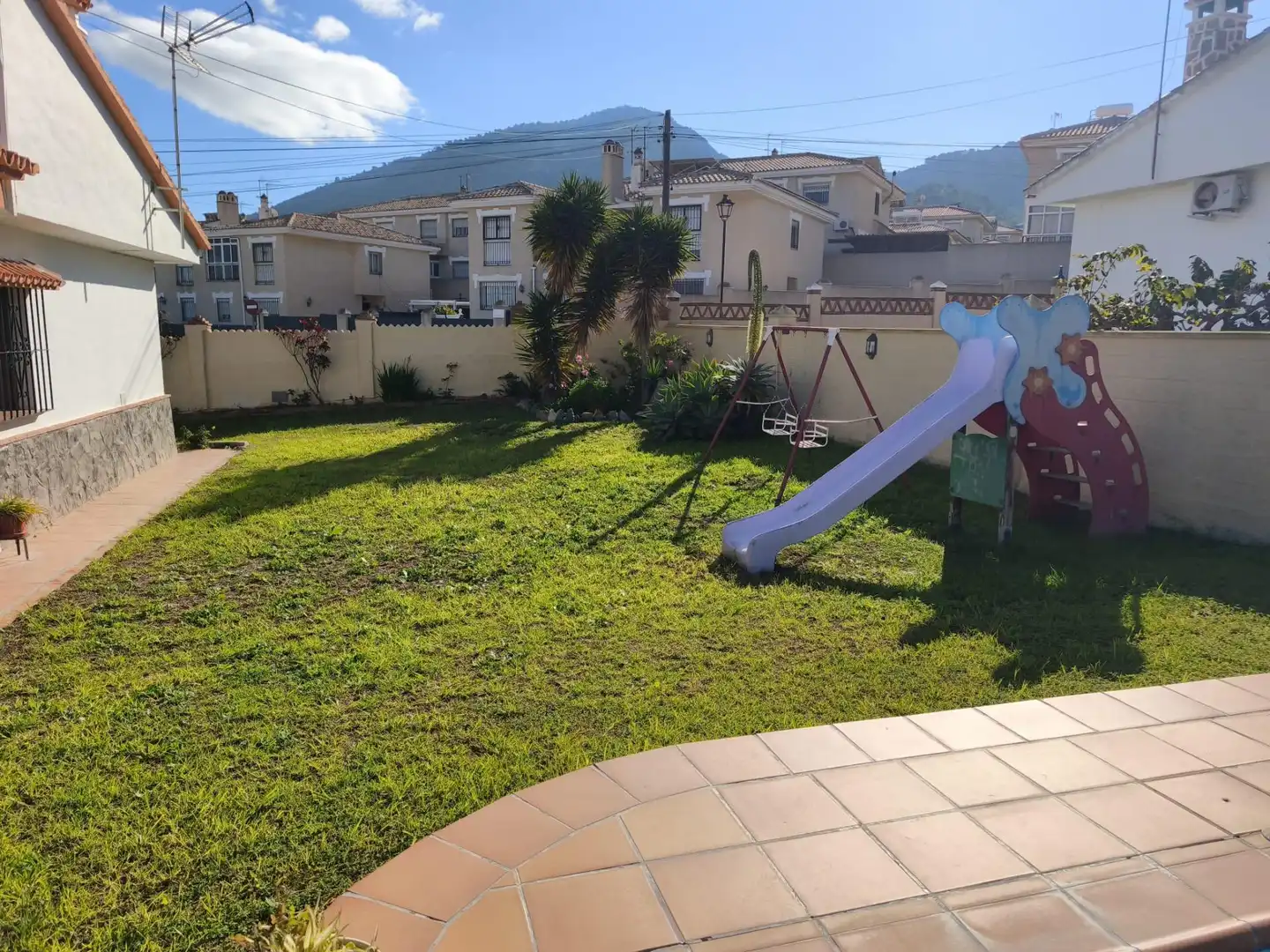 Casa o xalet en venda a Jardines de Alhaurín - Huerta Alta - Fuensanguínea