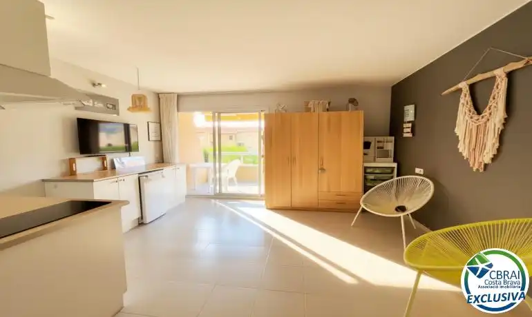 Kitchen of Study for sale in L'Estartit  with Private garden, Furnished and Community pool