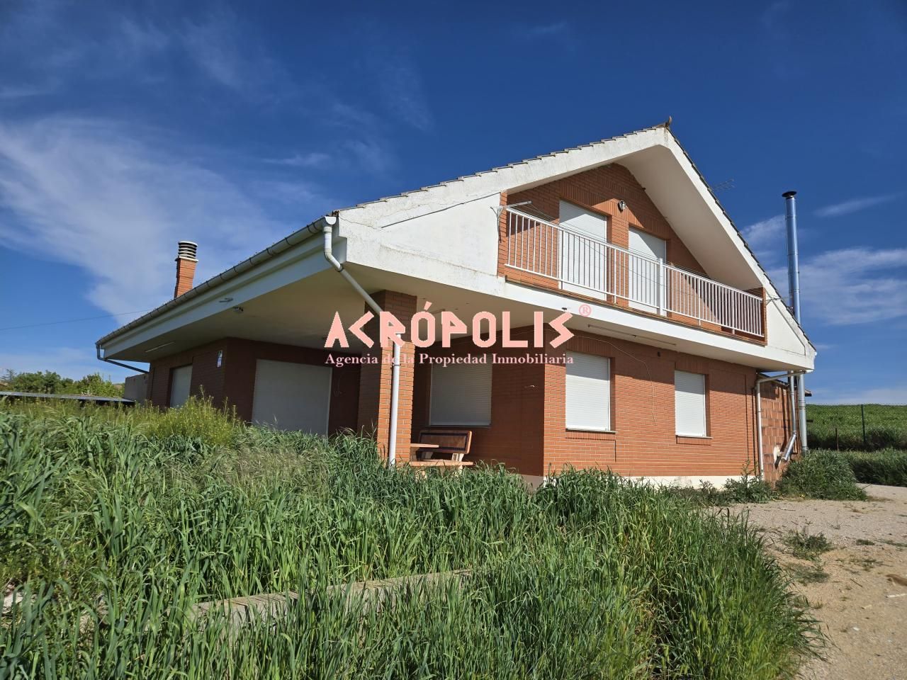 Vista exterior de Casa o xalet en venda en Villares de Órbigo amb Calefacció