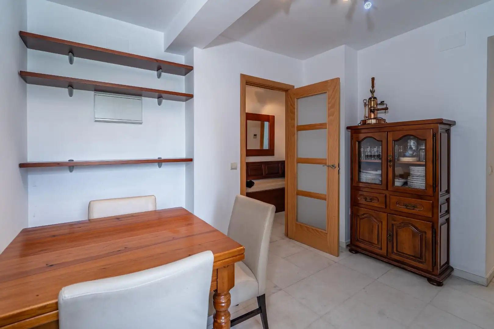 Dining room of Flat for rent in Sevilla  with Air Conditioner, Heating and Furnished
