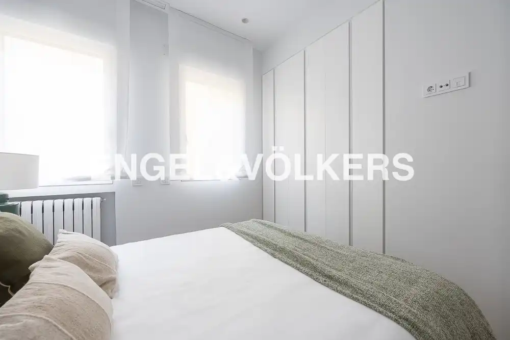Bedroom of Flat for rent in Barrio de Salamanca