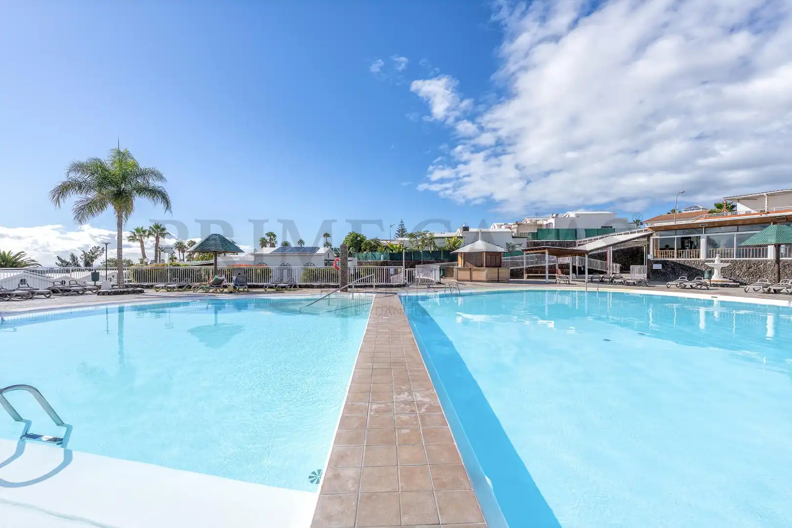 Vista exterior de Casa o chalet en venta en San Bartolomé de Tirajana con Calefacción, Terraza y Amueblado