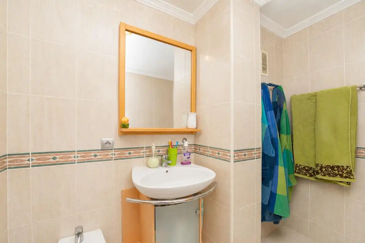 Bathroom of Flat for sale in Alicante / Alacant  with Heating, Terrace and Storage room