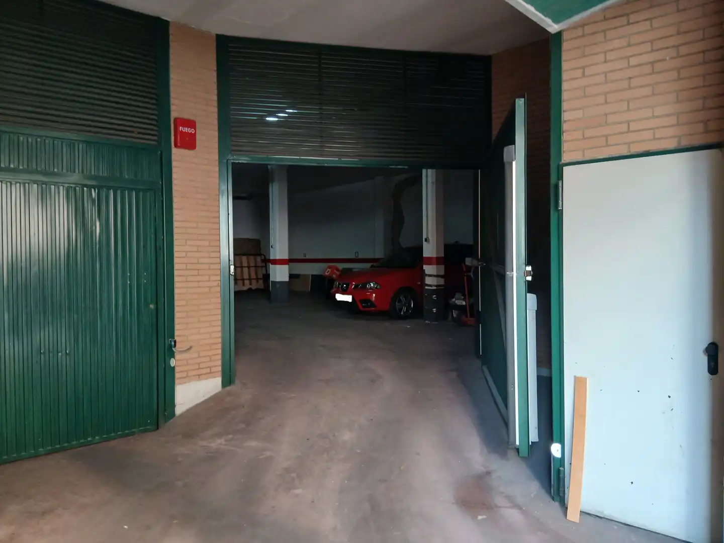 Garage zur Miete in Avenida de Italia, 58, Carmelitas