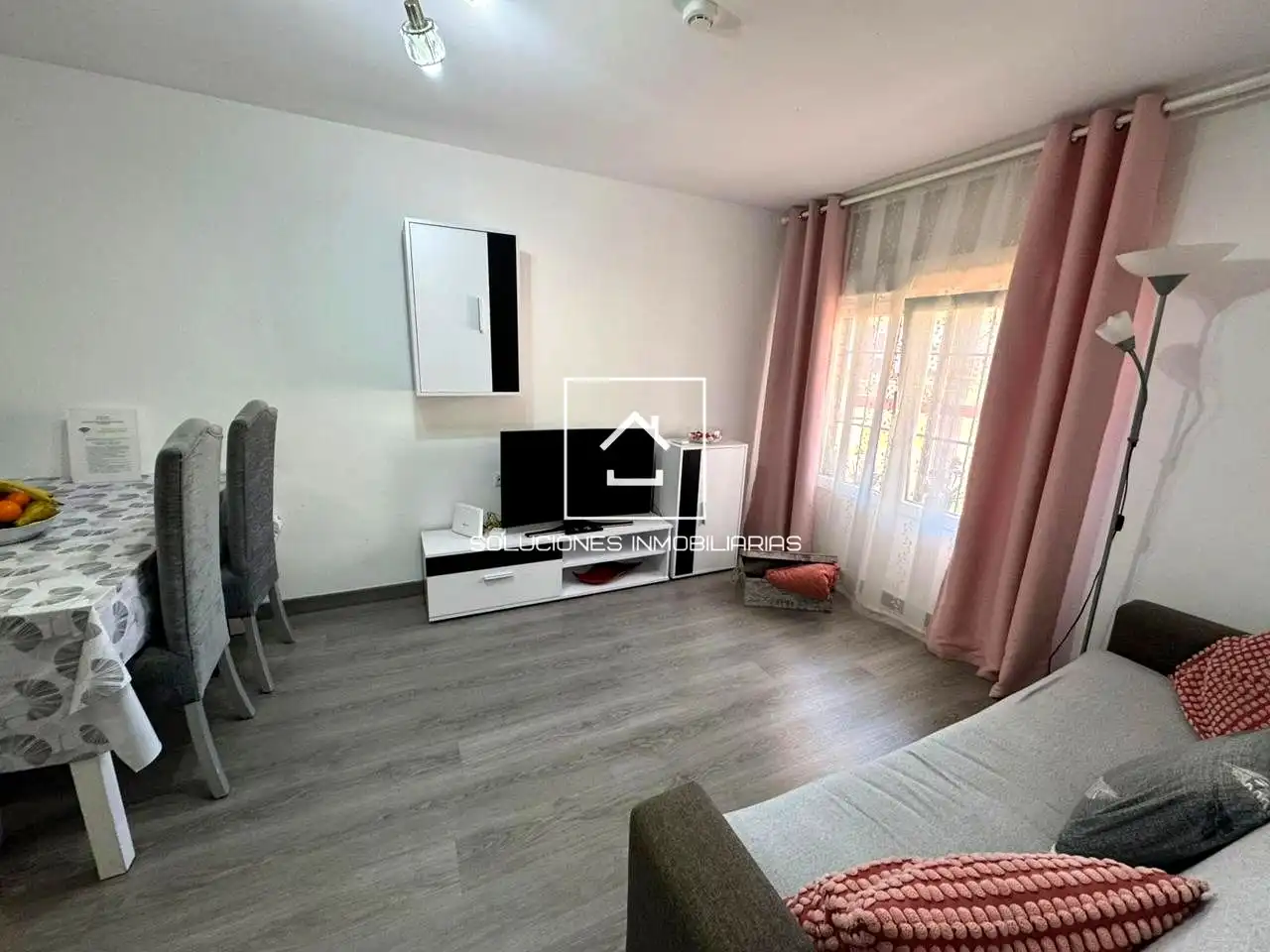 Piso en venta en Calle Enmedio, imagen 2