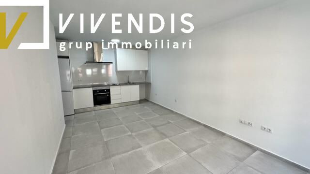 Kitchen of Flat for sale in  Lleida Capital  with Heating