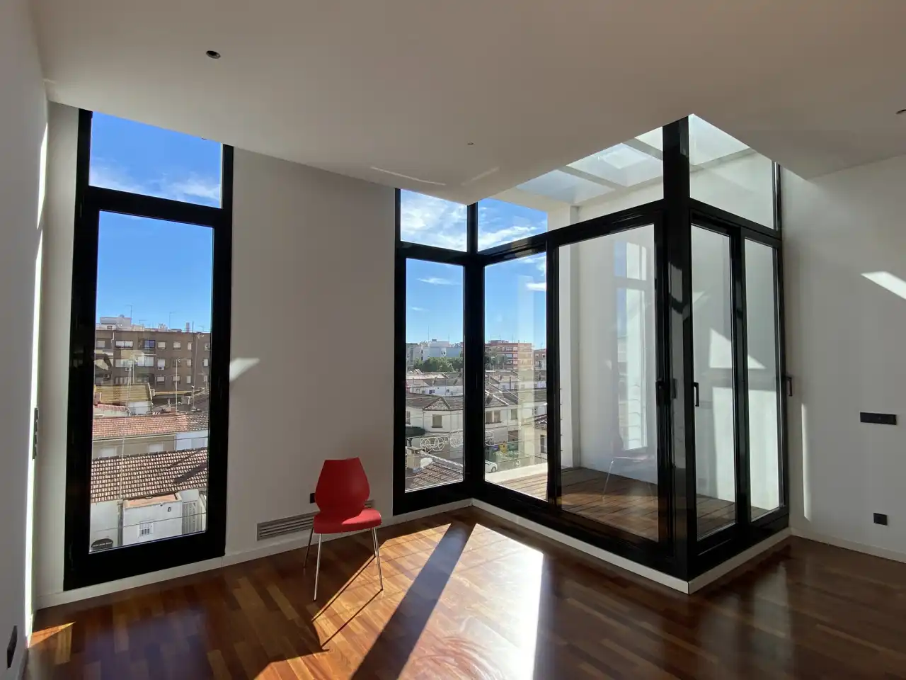 Sala de estar de Casa adosada en venta en Almoradí con Aire acondicionado, Calefacción y Parquet