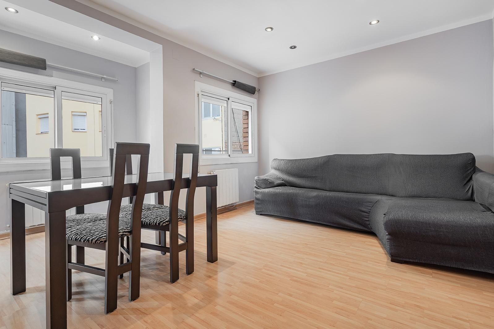 Sala de estar de Piso en venta en  Barcelona Capital con Parquet