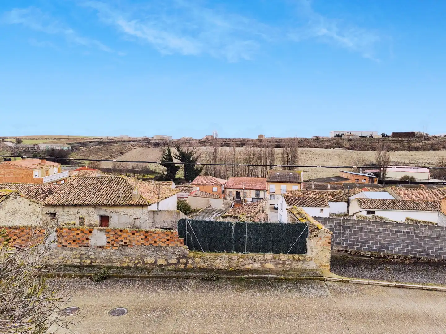 Casa o chalet en venta en Santa Cecilia del Alcor con Calefacción, Jardín privado y Trastero